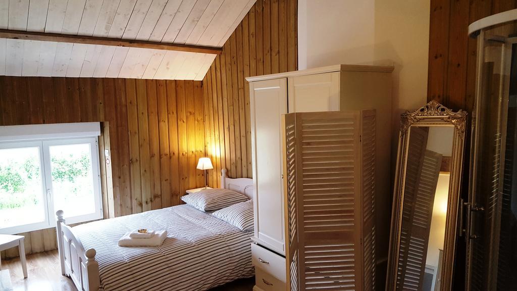 Отель Domaine De L'Etanchet Saint-Hilaire-le-Vouhis Экстерьер фото